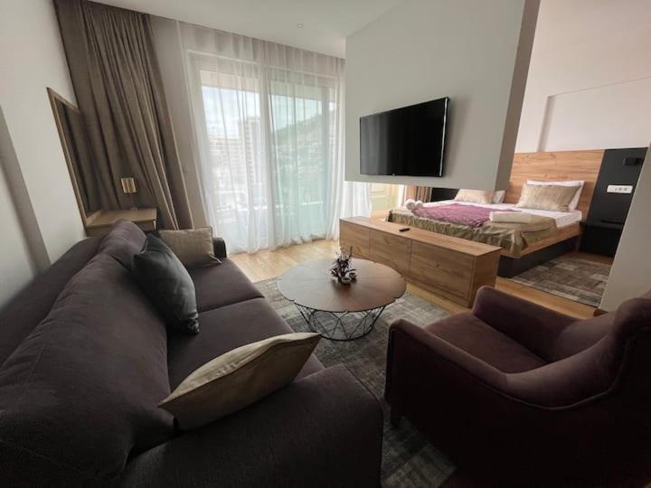 Apartments Lux Budva Kültér fotó